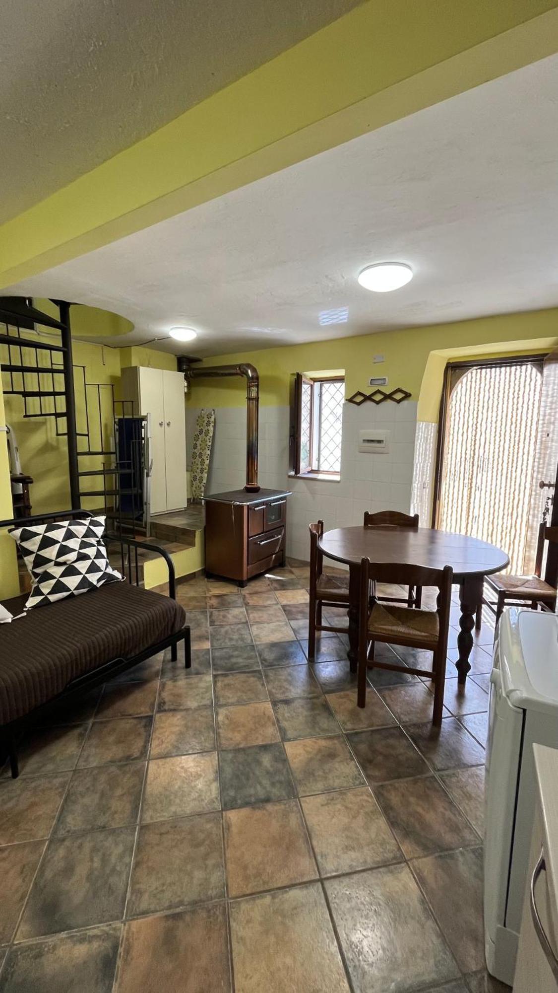 Da Sciuri Case Vacanza Barisciano Bagian luar foto